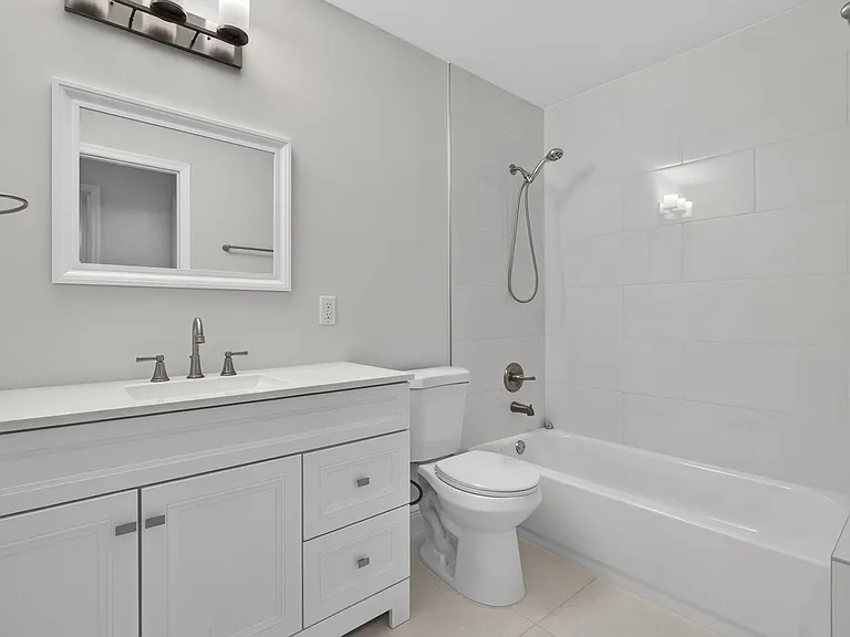 12708 Shoreline Dr #F — Photo 15