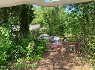 2225 Bells Fork Rd, Greenville, NC 27858
