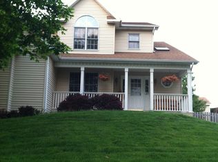 39W396 Burlington Rd, St Charles, IL 60175