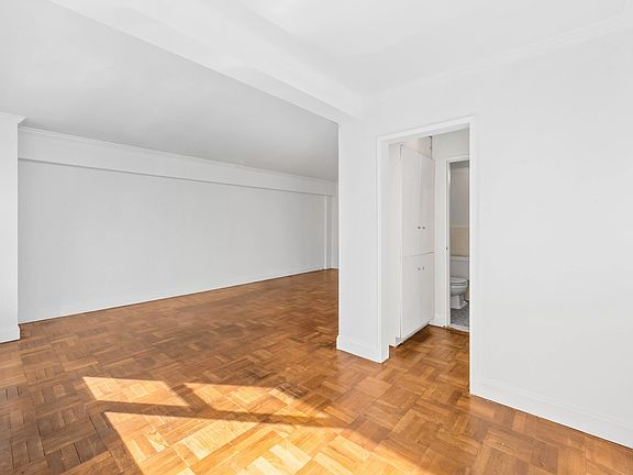 4th image of 345 E 69th St APT 5D