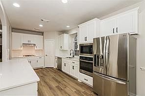 5th image of 5507 Carta Valley Ln