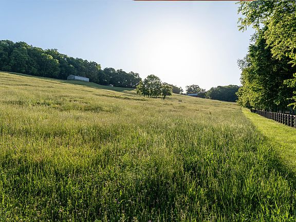 51st image of 3210 Morel Rd