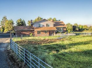 390 E Langdon Rd, Walla Walla, WA 99362