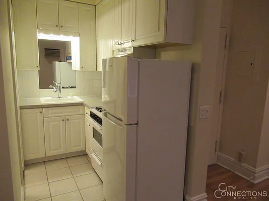 Rented by City Connections Realty | media 12