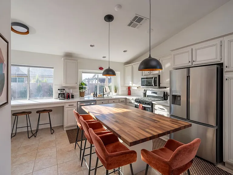 Buckskin Cir — Photo 29