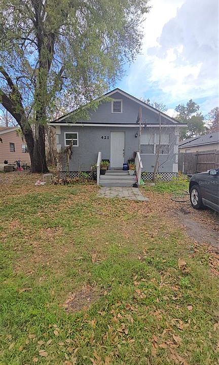 1st image of 421 1st St