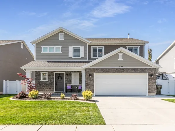1457 W Waterfront Dr S, Syracuse, UT 84075