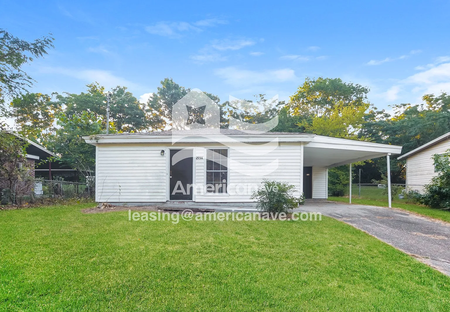 3 bed, 1.0 bath, 864 sqft, $1,097 — Photo 1
