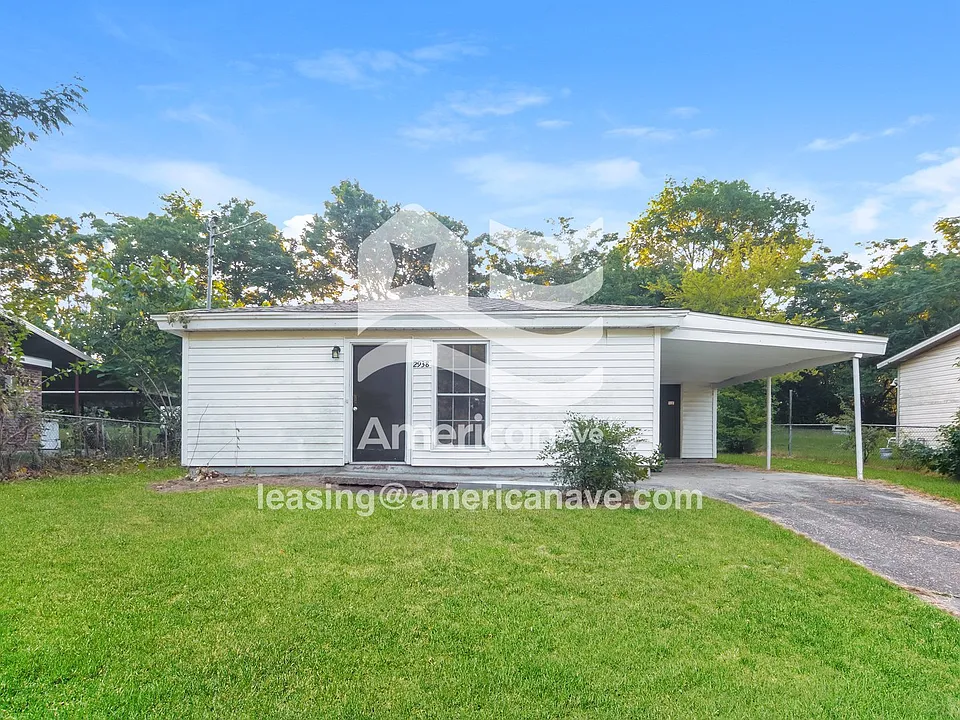 2938 Lansing Ave