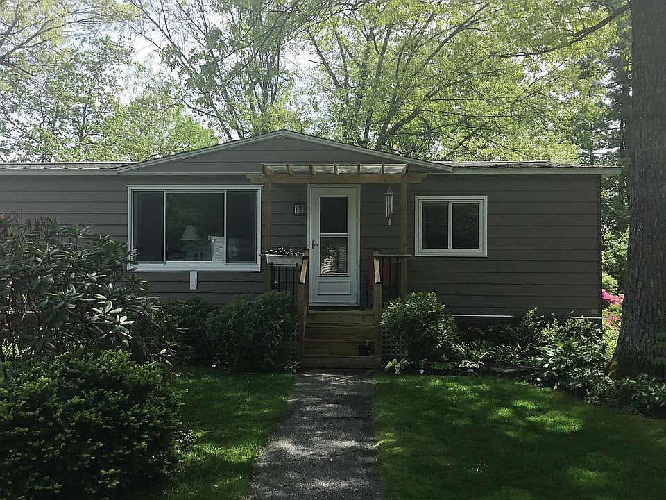 1st image of 16 River Ledge Dr