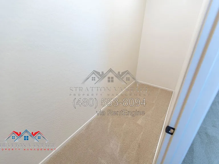 4467 E Remington Dr — Photo 32