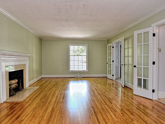 5th image of 3707 Table Rock Rd