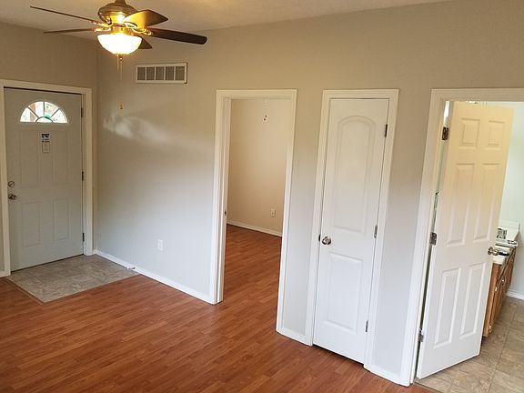5th image of 1413 N Morris Ave