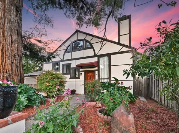 60 Markham Ave, Redwood City, CA 94063