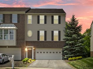 118 Maple Ridge Ct, Canonsburg, PA 15317