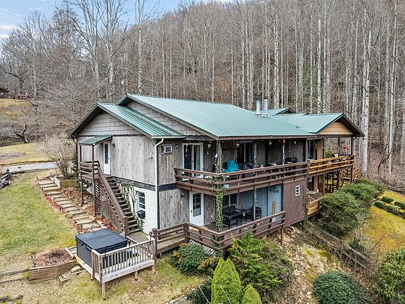 3rd image of 102 Sanctuary Rd