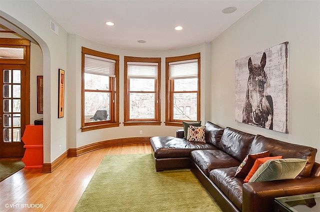 1st image of 1440 W Balmoral Ave