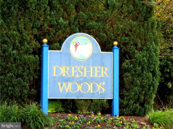 114 Dresher Woods Dr, Dresher, PA 19025