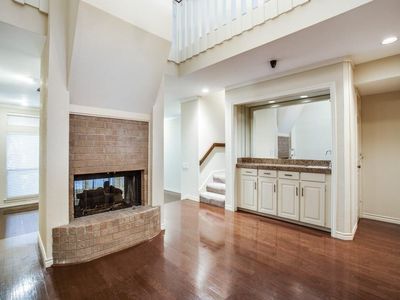 3801 Gilbert Ave APT F, Dallas, TX, 75219