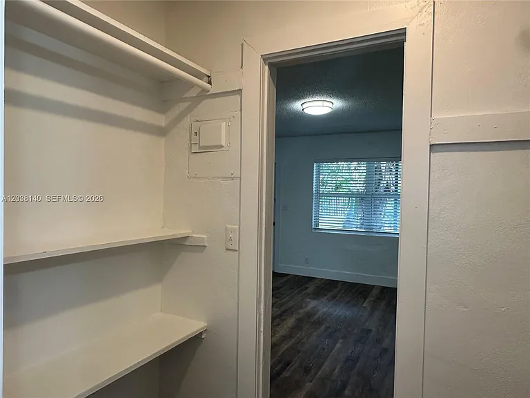 1821 Thomas St #2 — Photo 18