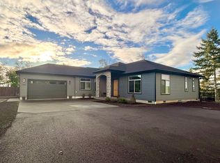 1120 Southridge Way, Roseburg, OR