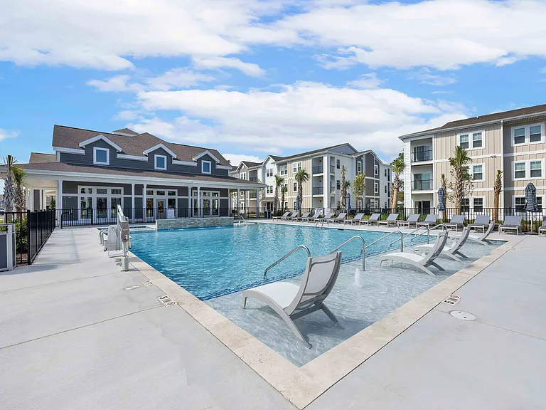 The Edison at Farrow Commons — Photo 16