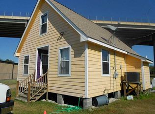 138 Jarrell Dr, Belle Chasse, LA 70037