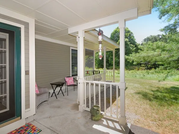 32-32D Westvale Dr #D, Concord, MA 01742