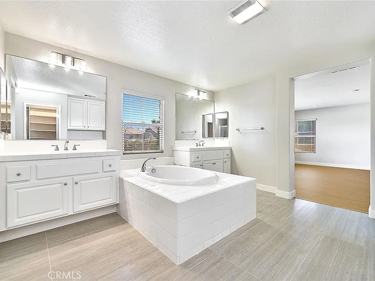 40 Freeman Ln — Photo 31