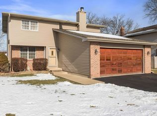 16742 W Fawn Path, Lockport, IL 60441
