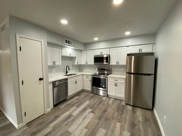 Quad on Greenway Apartments, 6139 E Greenway St APT 1, Mesa, AZ 85205