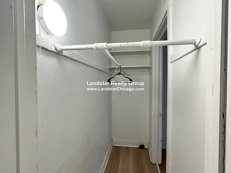6304 N Oakley Ave #1 — Photo 14