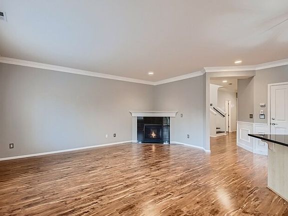 5th image of 38070 39th Ave S