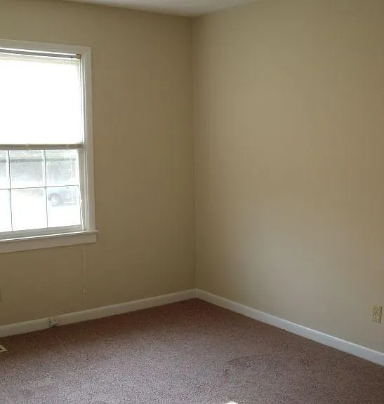 5729 Etta Dr — Photo 6