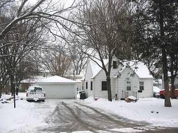 1st image of 231 Fairlawn Dr