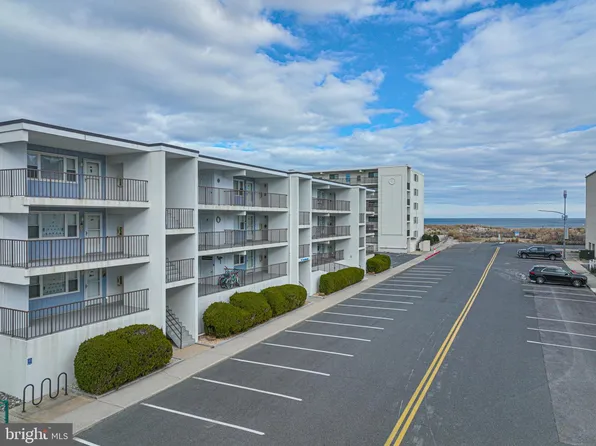 8 134th St Unit 204, Ocean City, MD 21842