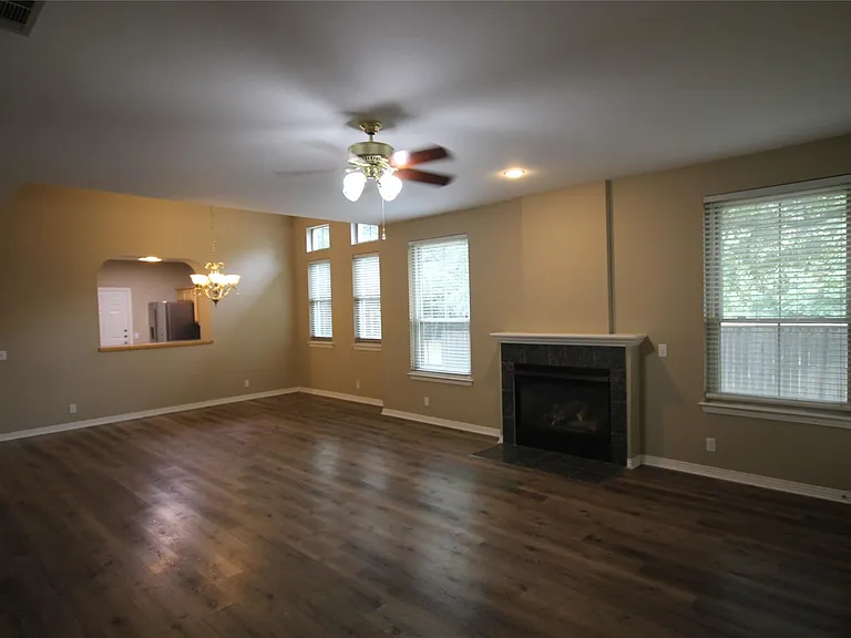 11558 Spicewood Pkwy #13 — Photo 10