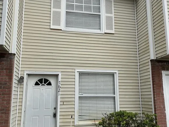 7621 Colonial Ct, Tampa, FL 33615