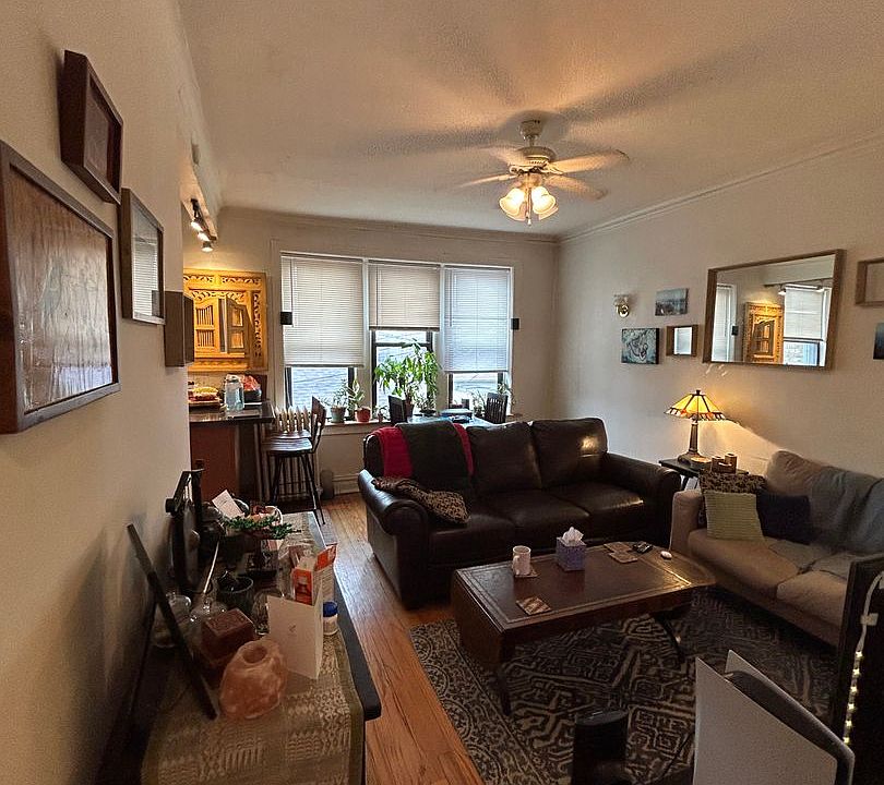 1st image of 3549 N Whipple St #1