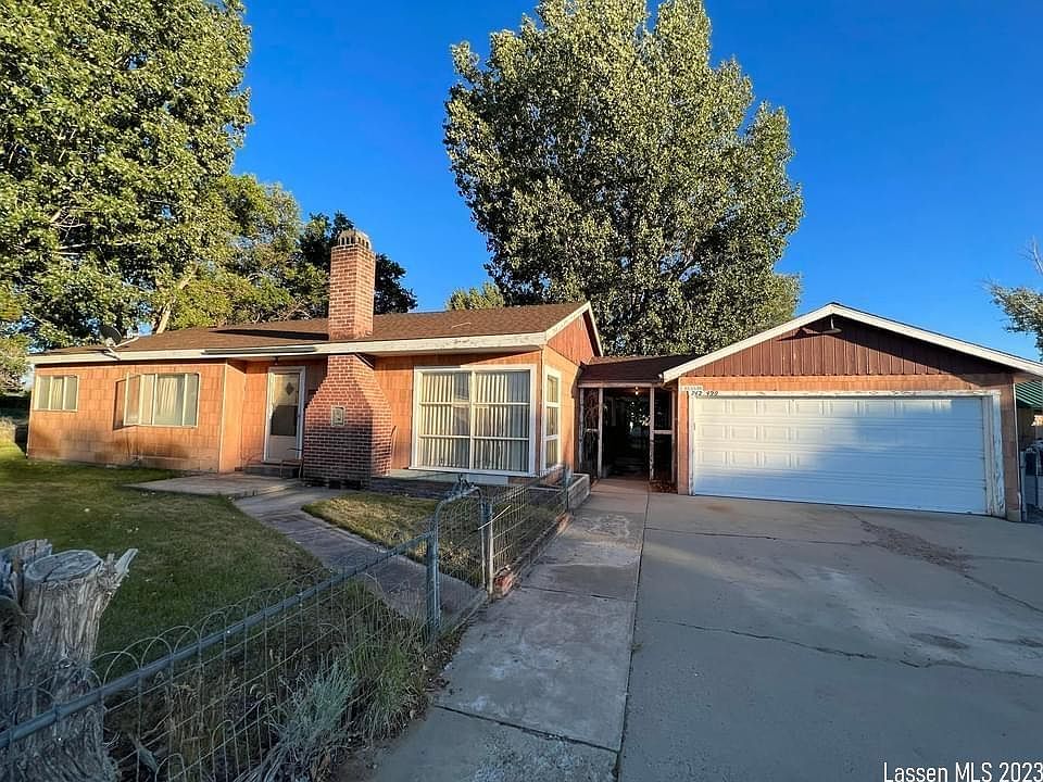 1st image of 742 Hill Crest St #490