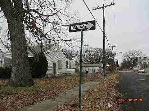 18713 Caldwell