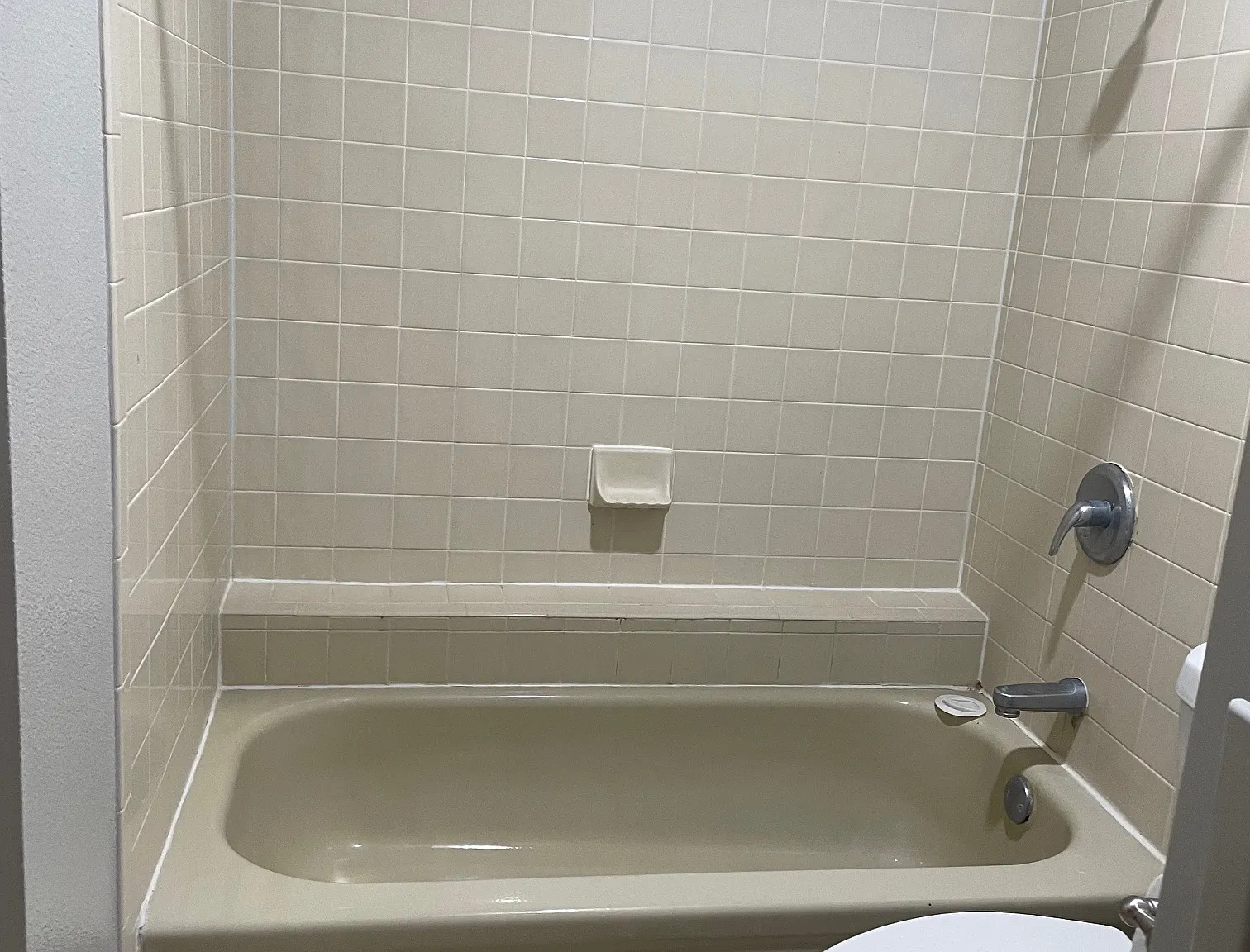 1 bed, 800 sqft, $1,000 — Photo 2