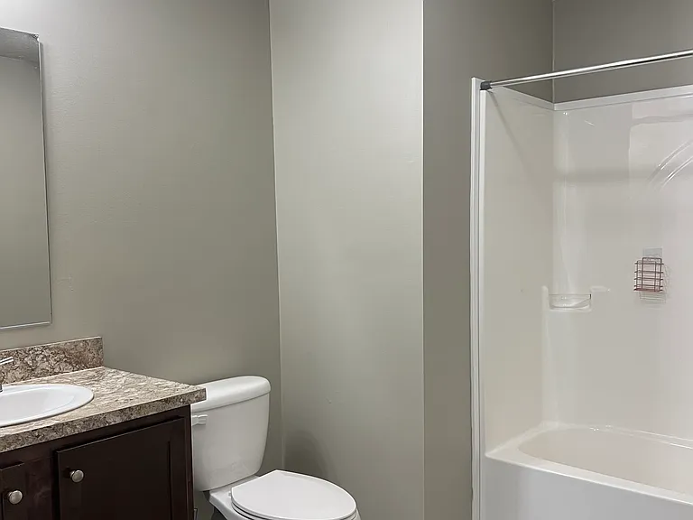 700 1st Ave #8 — Photo 1
