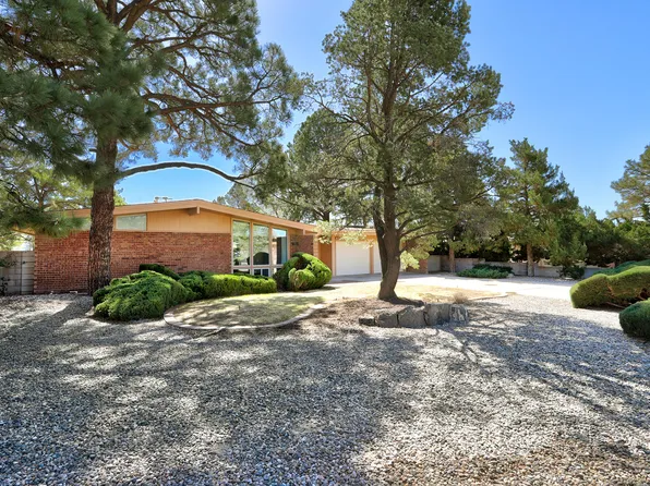 9818 Greene Ave NW, Albuquerque, NM 87114