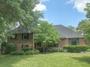 4512 W 94th St, Prairie Village, KS 66207