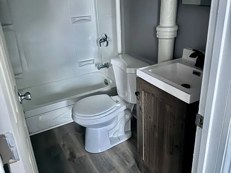 816 Hamilton St — Photo 6