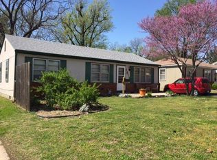 1013 N 4th St, Independence, KS 67301