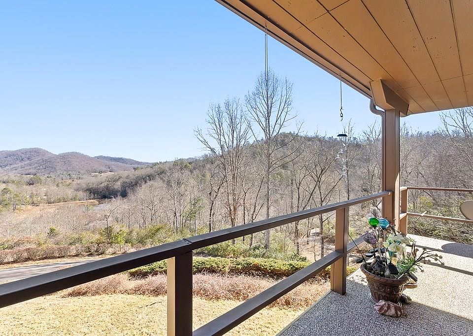 1st image of 1135 Daves Creek Rd