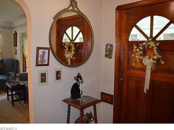 4th image of 813 High St