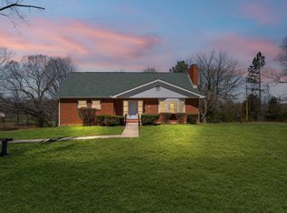 329 Shady Oak Dr, White Bluff, TN 37187
